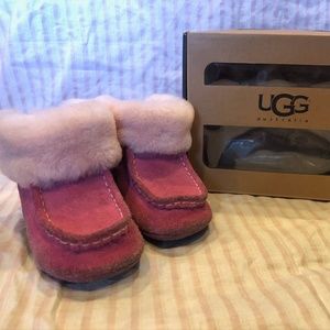 Rose Pink UGG toddler boots Gage 4 / 5